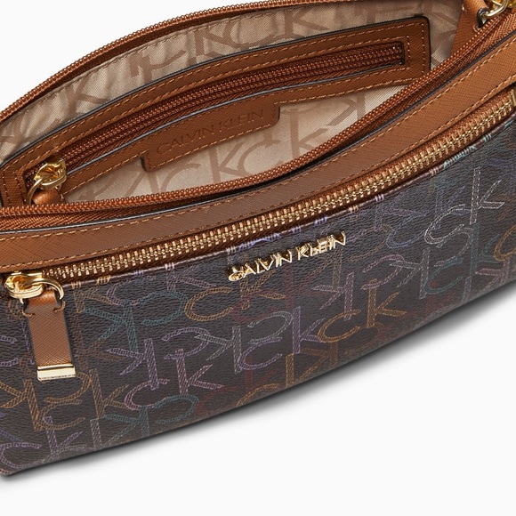 Monogram Logo Zip Top Swing Bag - Picture 4 of 5